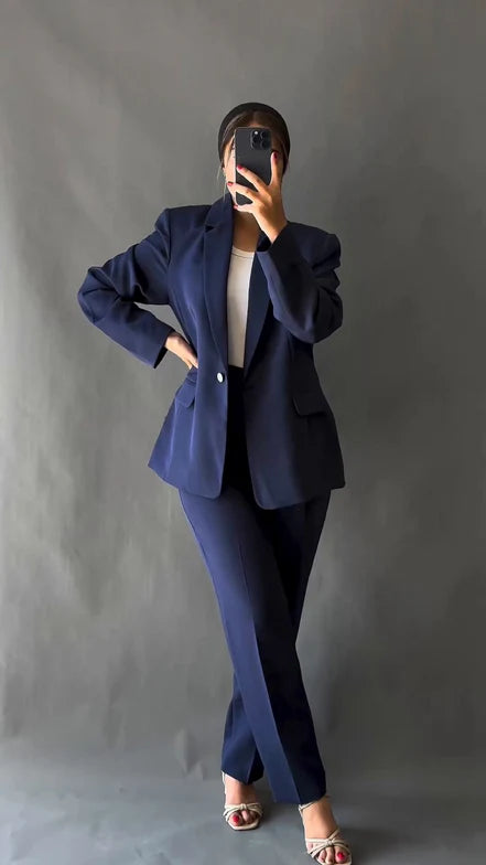 Livia Suit